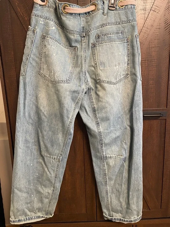 BiBi Light Blue Relaxed Jeans with Rope Drawcord - Picture 2 of 2